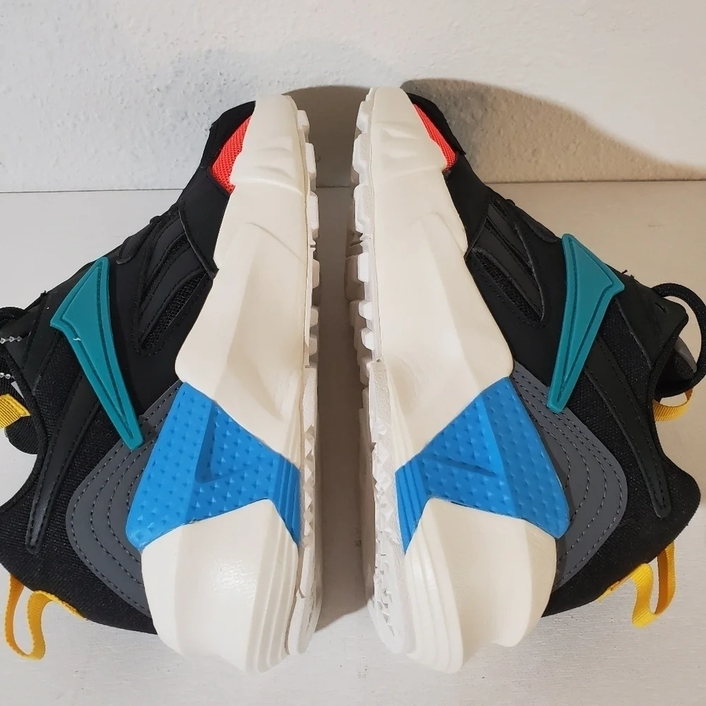 NEW Reebok Hexalite Women's Yellow/Blue Sneakers